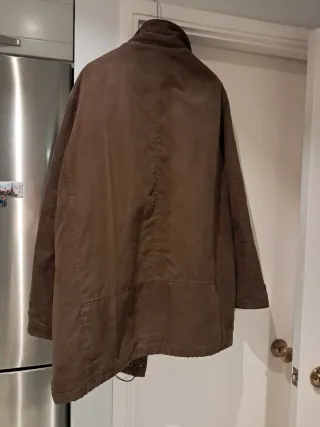 Chaquetón de invierno marrón