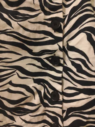 Minifalda cebra blanca y negra