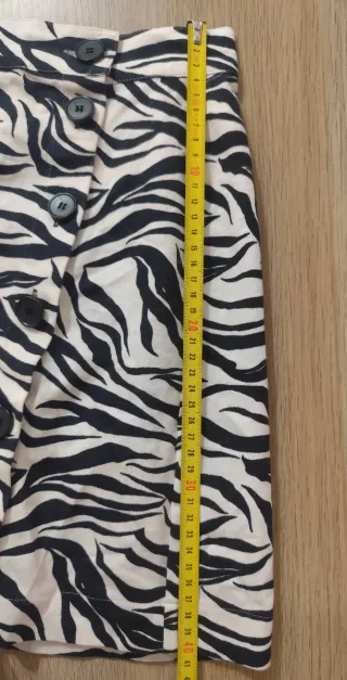 Minifalda cebra blanca y negra
