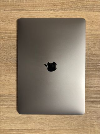 MacBook Air 13” 2020 Gris Espacial