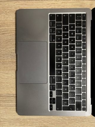 MacBook Air 13” 2020 Gris Espacial