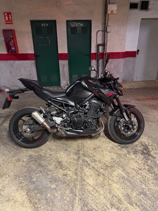Kawasaki Z900 A2 Escape LeoVince
