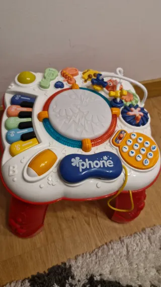 Mesa sensorial musical para bebé