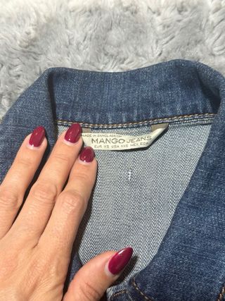 Chaleco vaquero Mango