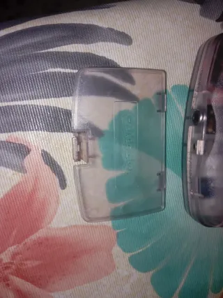 Lote Game Boy Color Morado + Pokémon Amarillo