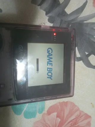 Lote Game Boy Color Morado + Pokémon Amarillo