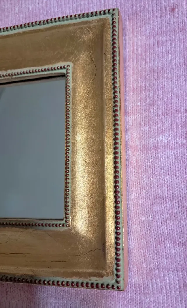 Espejo decorativo dorado