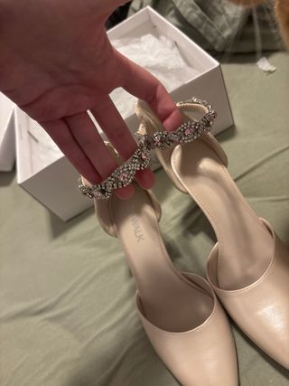 Zapatos de tacón beige y rosa