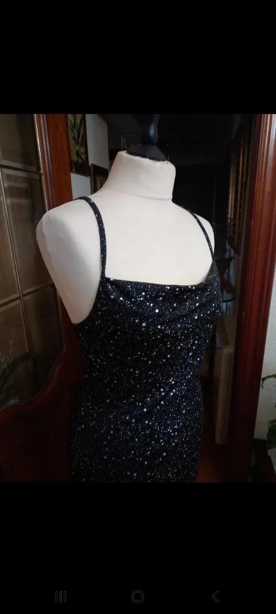 Vestido largo brillos talla M
