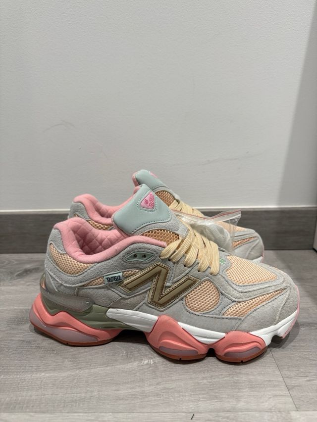 Zapatillas New Balance 9060 Gris y Rosa