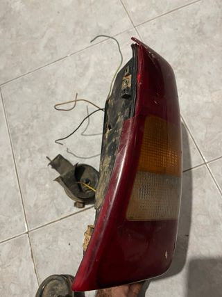 Faro trasero Jeep Cherokee 2.7 CRD Dcho.