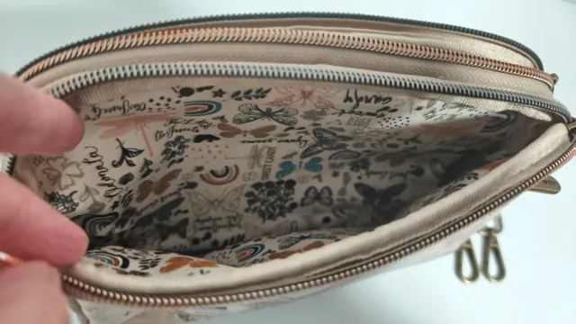 Bolso Rainbow Dream beige y rosa.