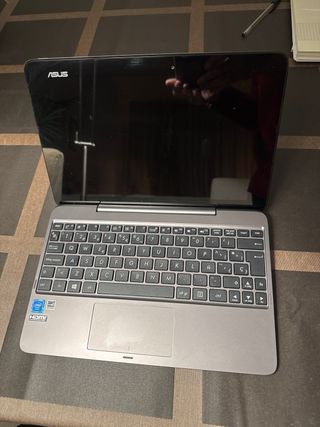 Portátil Tablet ASUS T100HAN gris como nuevo