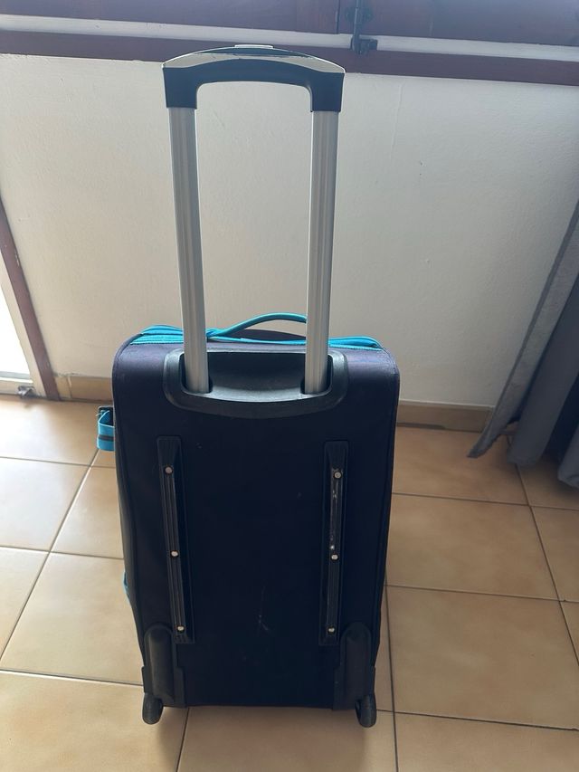 Bolsa Hockey Patines marca Replic Azul/Negra