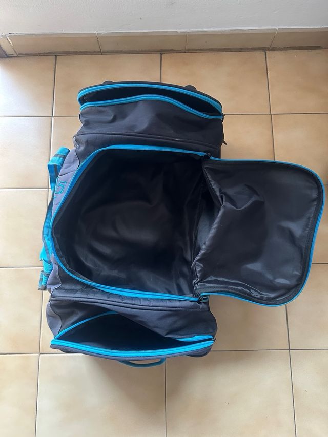 Bolsa Hockey Patines marca Replic Azul/Negra