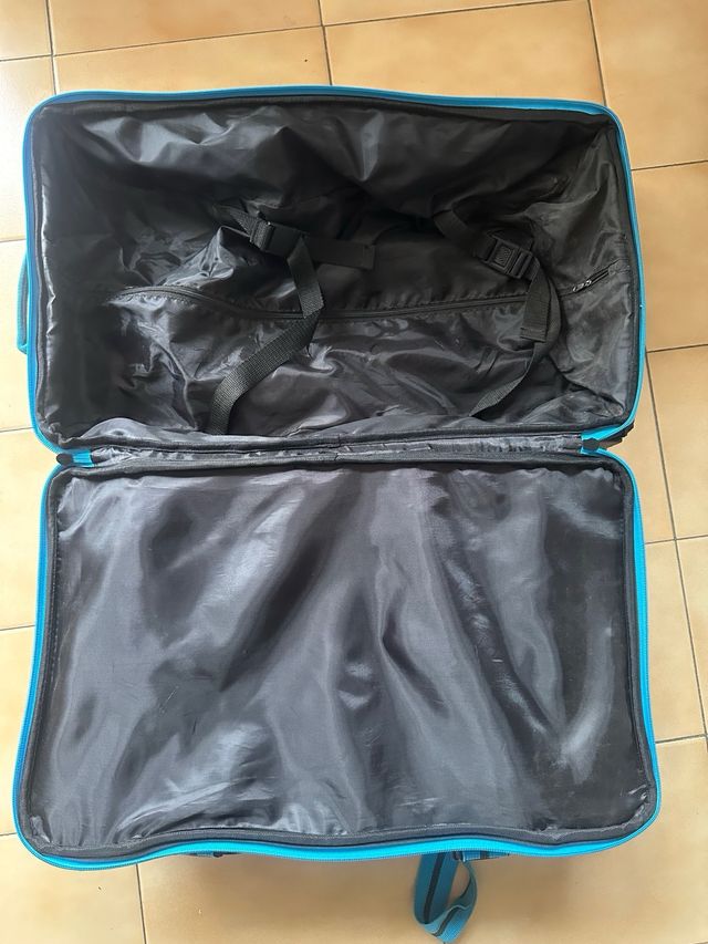 Bolsa Hockey Patines marca Replic Azul/Negra