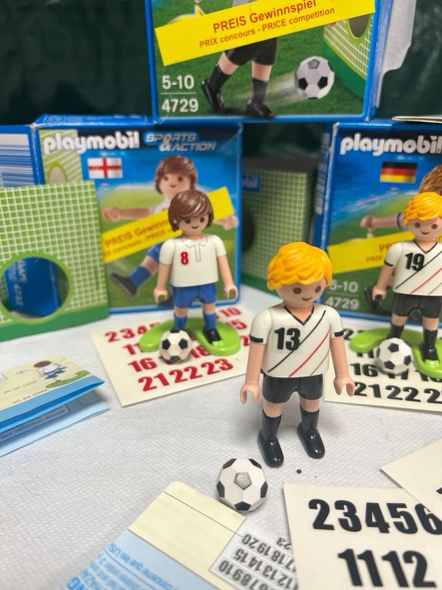 Playmobil Futbolistas y Accesorios