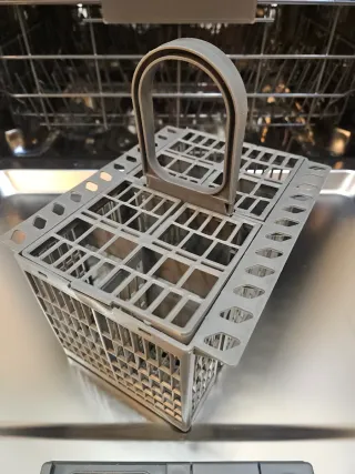 Bandejas y cestillo de lavavajillas Whirlpool