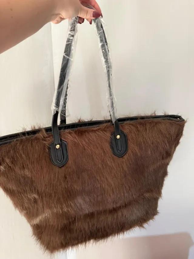 TOTE BAG PELLICCIA ECOLOGICA CALDA E MORBIDA