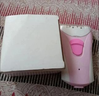 Depiladora Eléctrica Rosa y Blanca