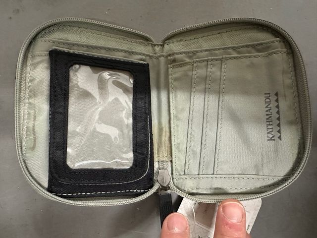 Portafoglio Kathmandu coin cell nuovo