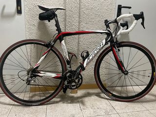 Bicicleta de carretera Mendiz
