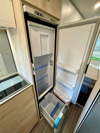 Clever Runner 636 2025