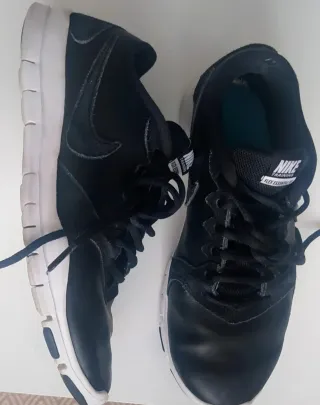 Zapatillas Nike Mujer Negras Cuero