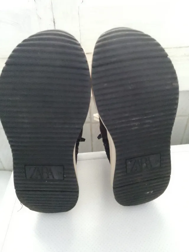 Sneakers alte nere e beige per bambina