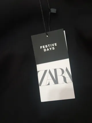 Top Zara Negro con Pedrería Talla XS