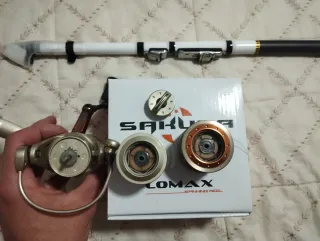 Carrete pesca Sakura Lomax 2004FD + Caña Evia 240