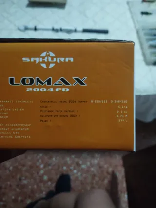 Carrete pesca Sakura Lomax 2004FD + Caña Evia 240