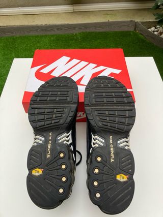 Nike TN Plus III Zapatillas Negras/Grises