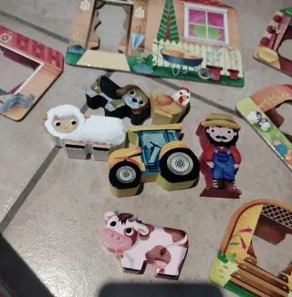 Gioco Farm Tour con statuine in legno