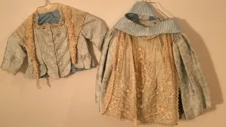 Traje Fallera con Manteletas