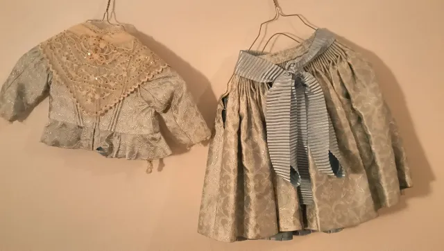 Traje Fallera con Manteletas