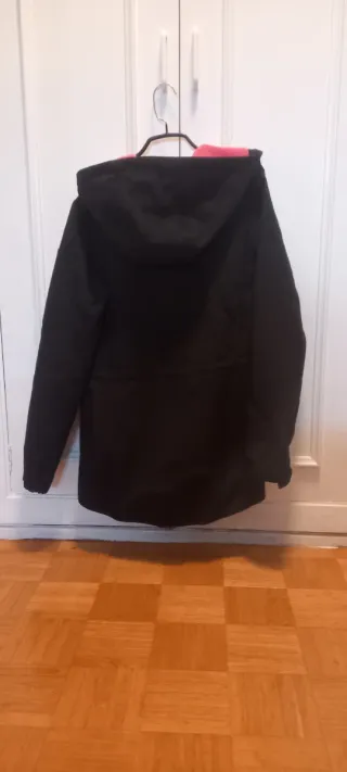Parka impermeable negra