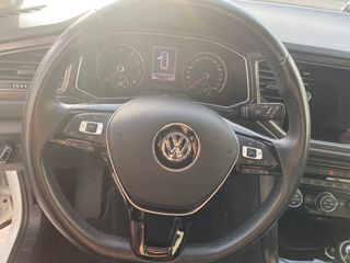 Volkswagen T-Roc 2019