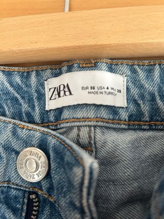 Vaqueros Zara Talla 36