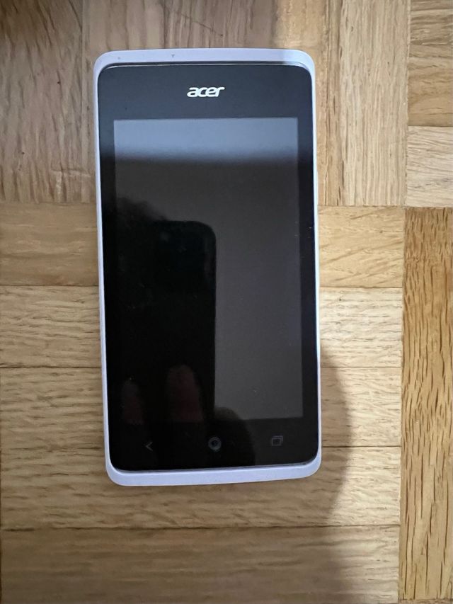 Lotto di 4 cellulari vintage Blackberry Sony Nokia Acer