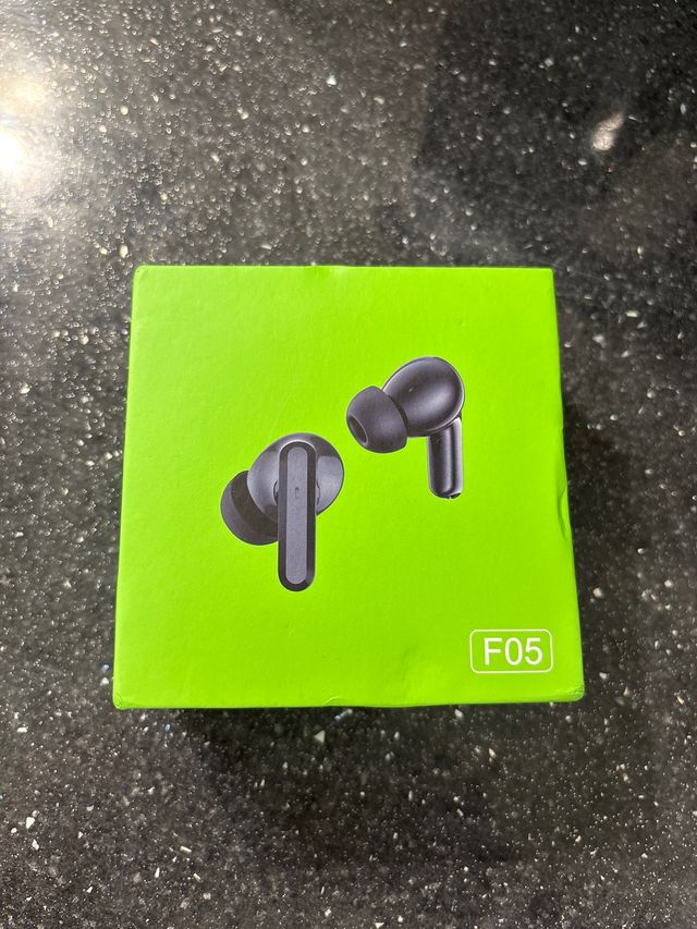 Cascos Inalambricos F05