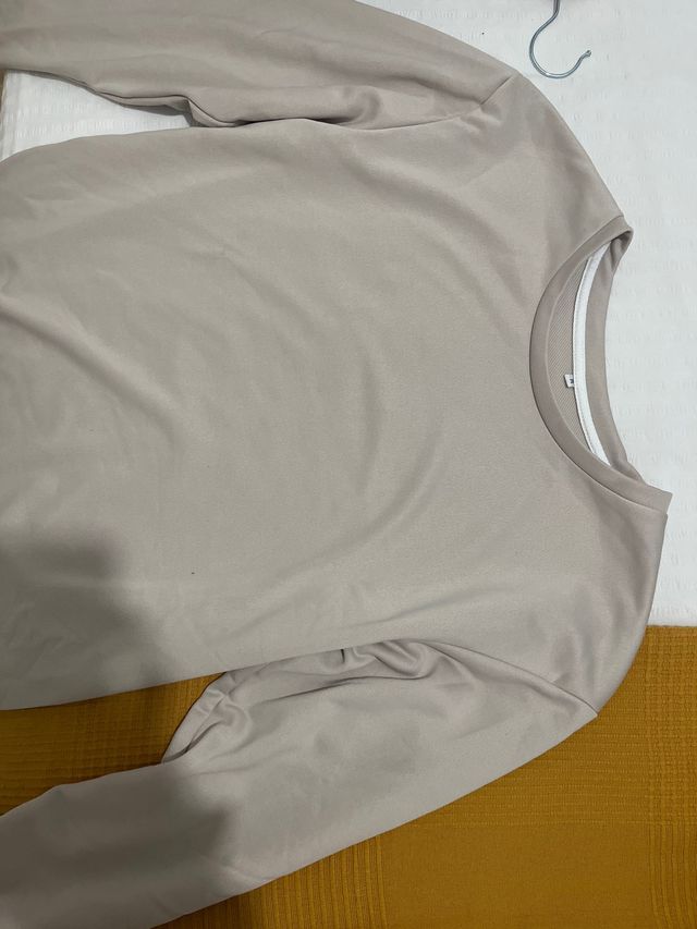 Jersey beige manga larga