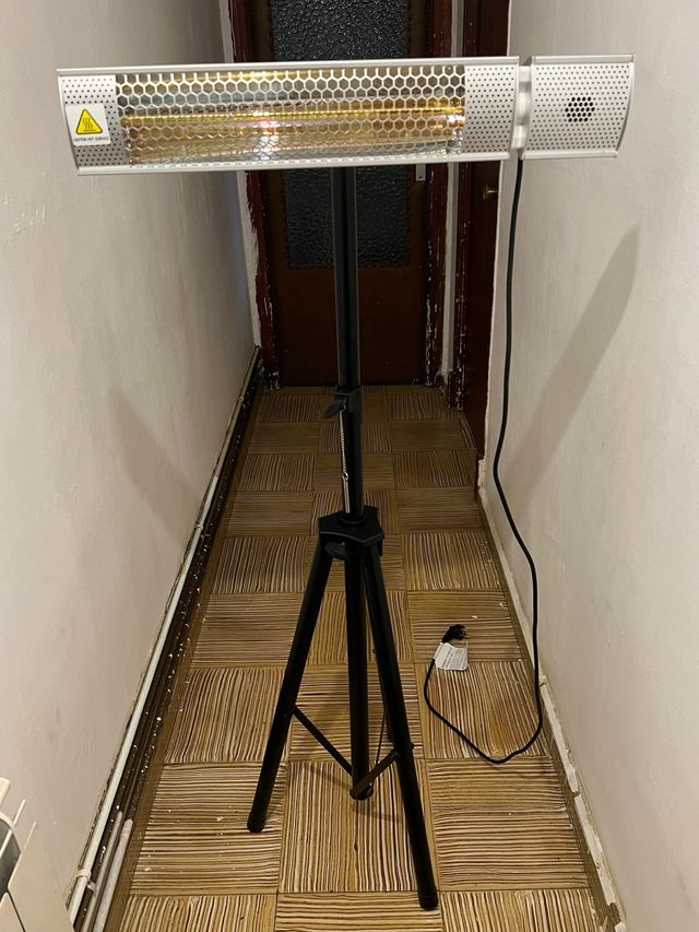 Estufa Infrarrojos Trípode Interior/Exterior