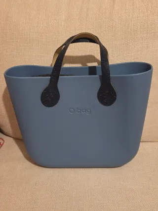 Bolso O bag Grande Azul con Asas Cuero Negro