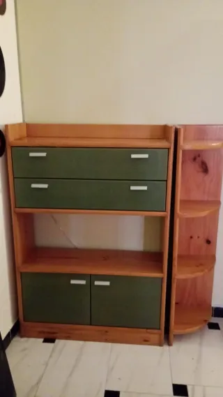 Mueble de almacenaje de madera