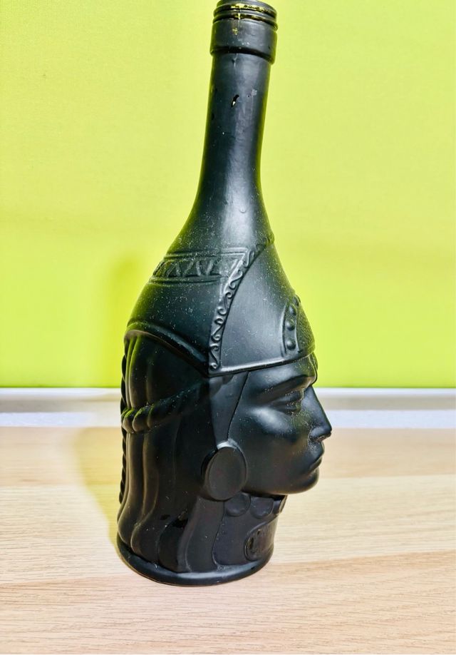 Lámpara  Antigua Diseño Cabeza Guerrero.