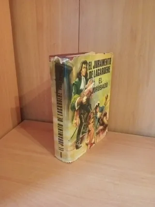 Lote 6 libros Petronilo