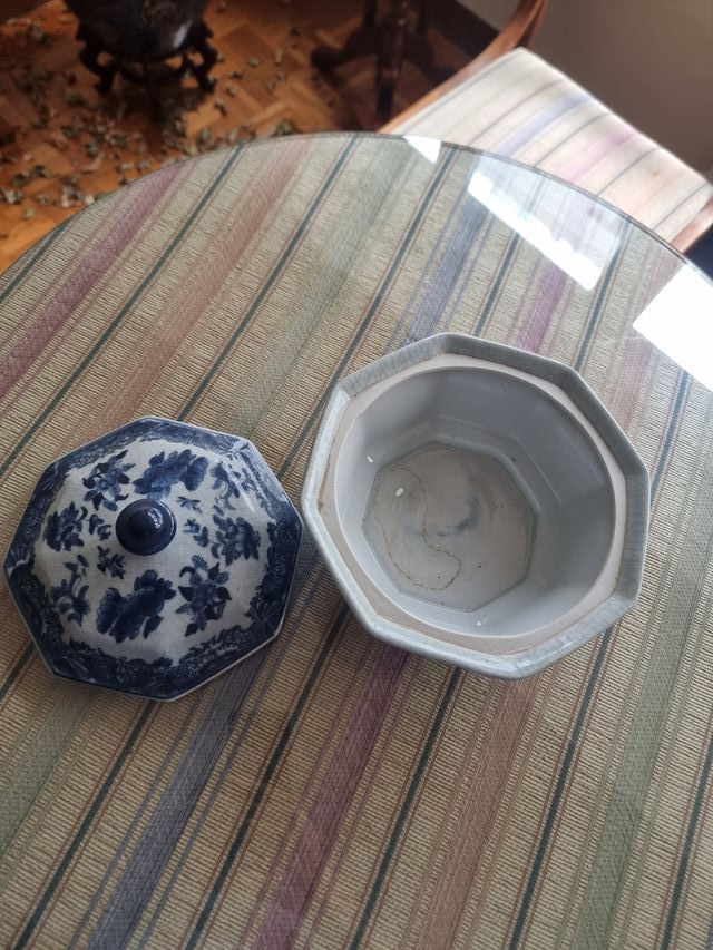 Barattolo in porcellana blu e bianco