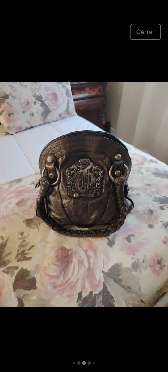Bolso Guess vintage tachuelas