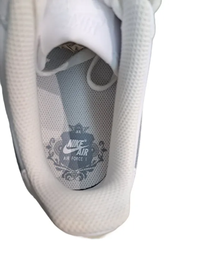 Nike Air Force 1 LE (GS) Talla 39 Nuevas